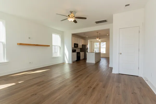 $2,500 | 312 Eclipse Street, Summerville, SC 29486