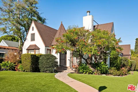 $1,995,000 | 2054 Manning Avenue, Los Angeles, CA 90025