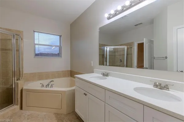 $412,500 | 10120 North Golden Elm Drive, Estero, FL 33928