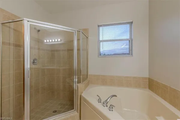 $412,500 | 10120 North Golden Elm Drive, Estero, FL 33928