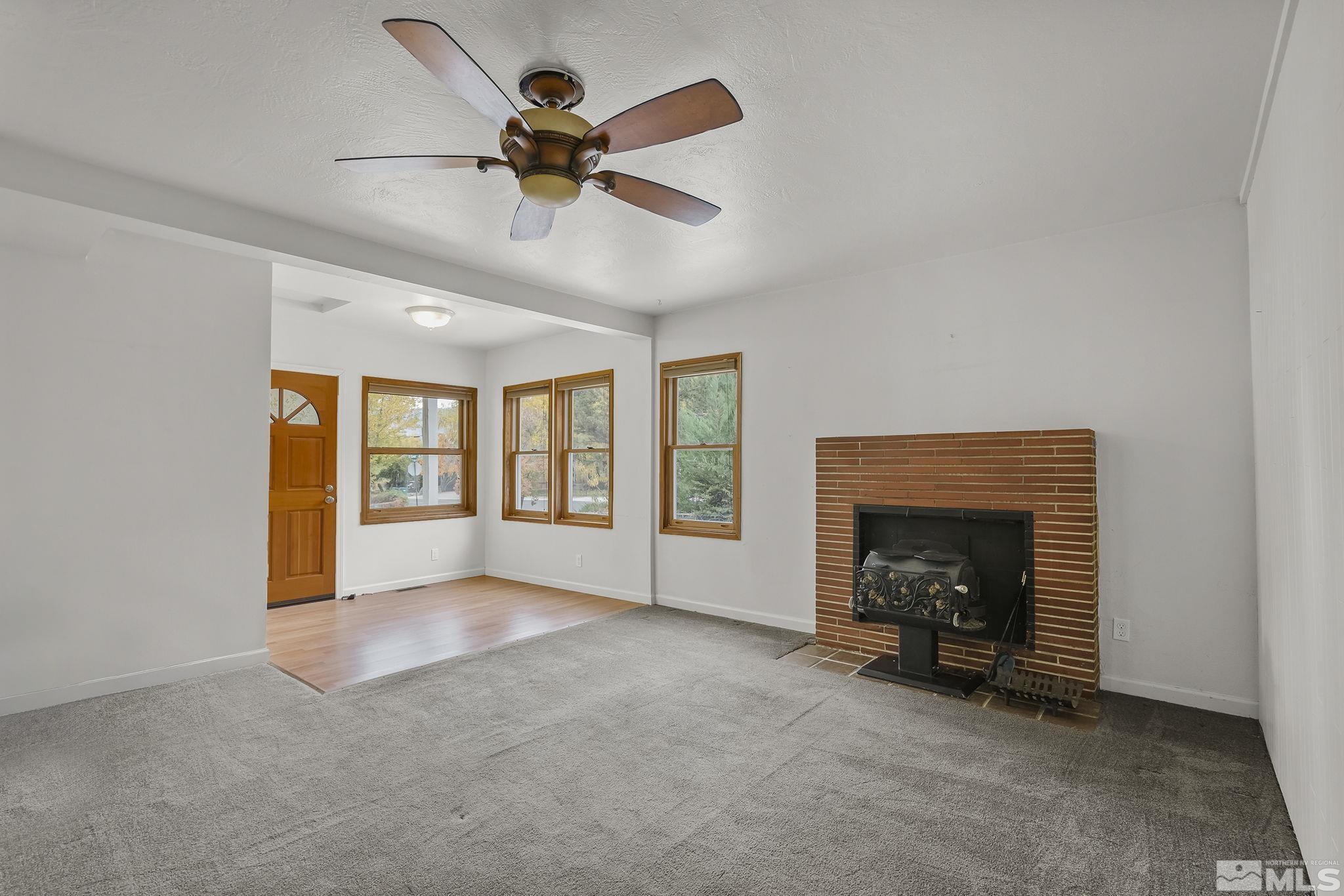 833 Gear Street Reno, NV 89503 - Photo 3 of 21 Photo 3