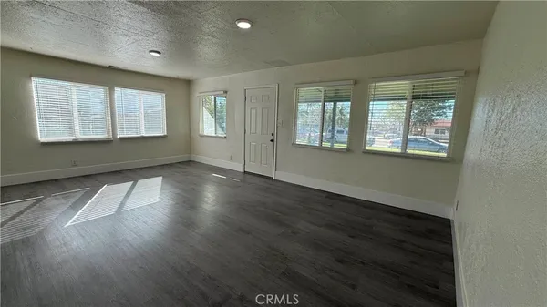 $2,300 | 2240 West Darby Street, San Bernardino, CA 92407