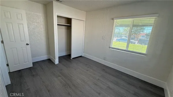 $2,300 | 2240 West Darby Street, San Bernardino, CA 92407