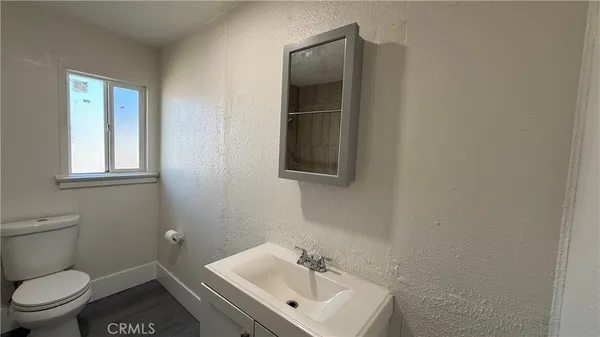 $2,300 | 2240 West Darby Street, San Bernardino, CA 92407