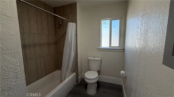 $2,300 | 2240 West Darby Street, San Bernardino, CA 92407