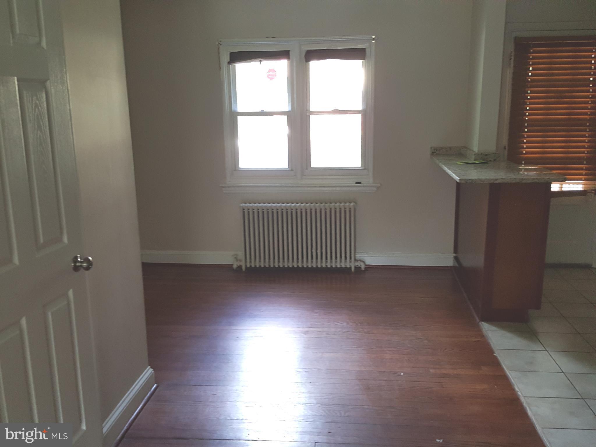 5607 Clearspring Road Baltimore, MD 21212 - Photo 5 of 14 DINING ROOM