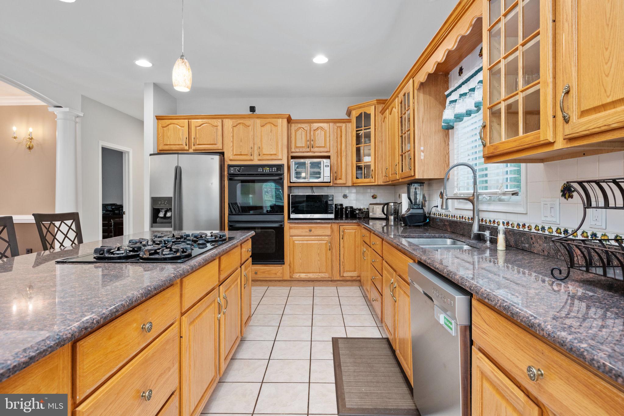 4 Riva Ridge Drive Stafford, VA 22556 - Photo 32 of 96 Stainless appliances & gas cooktop for the chef