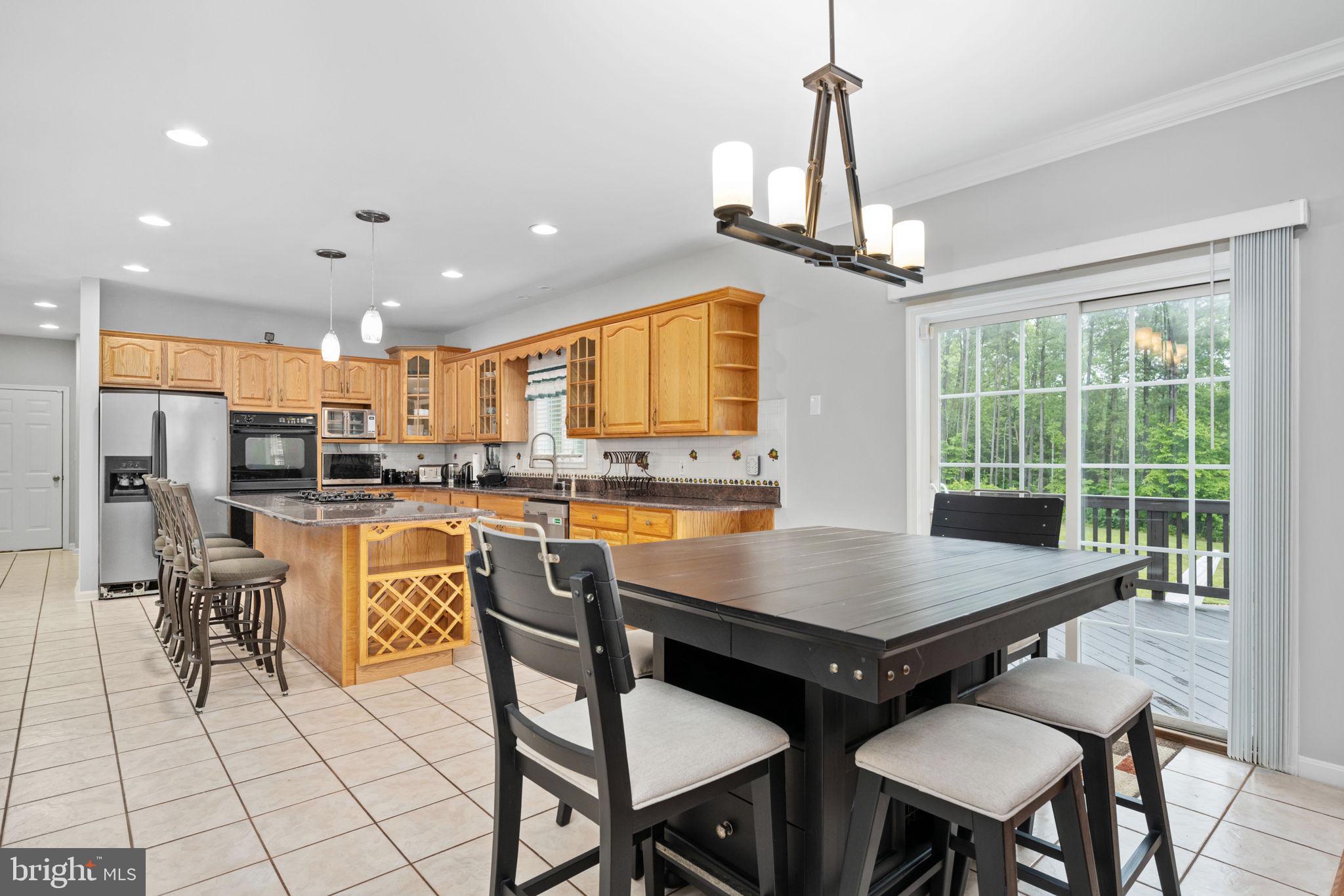 4 Riva Ridge Drive Stafford, VA 22556 - Photo 34 of 96 Kitchen dining space is ideal for casual gathering