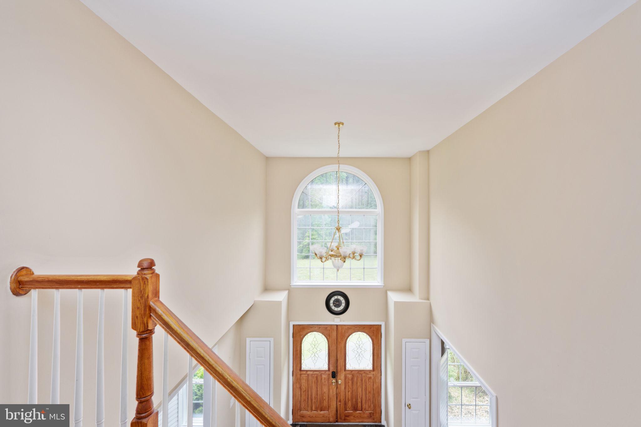 4 Riva Ridge Drive Stafford, VA 22556 - Photo 40 of 96 Natural lighting fills the hall