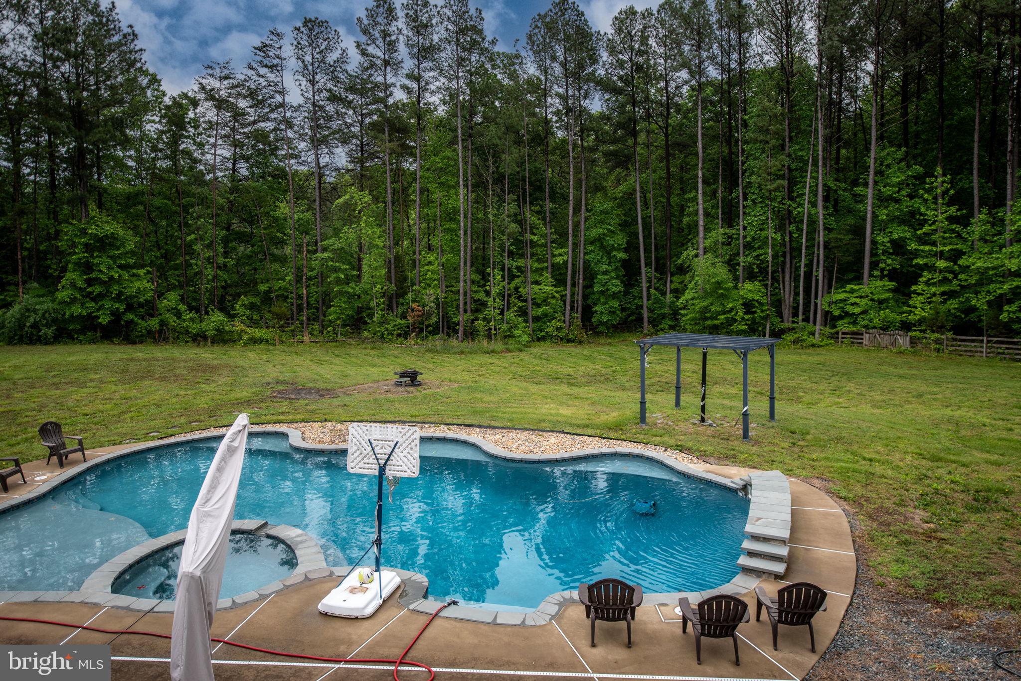 4 Riva Ridge Drive Stafford, VA 22556 - Photo 69 of 96 Poolside open air pergola with shower
