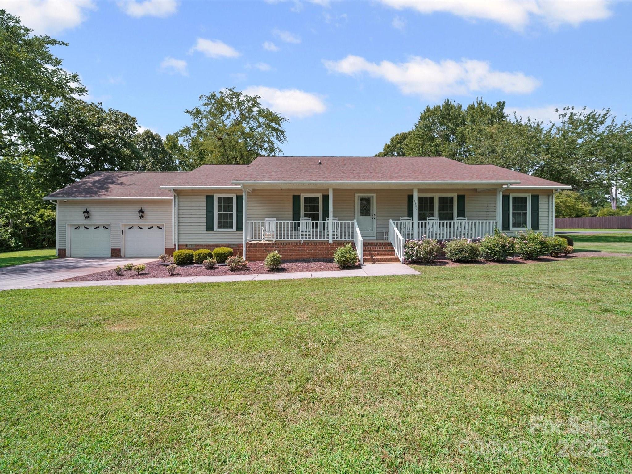 1302 Hawthorne Road Lancaster, SC 29720 - Photo 1 of 22 Gallery Image 1