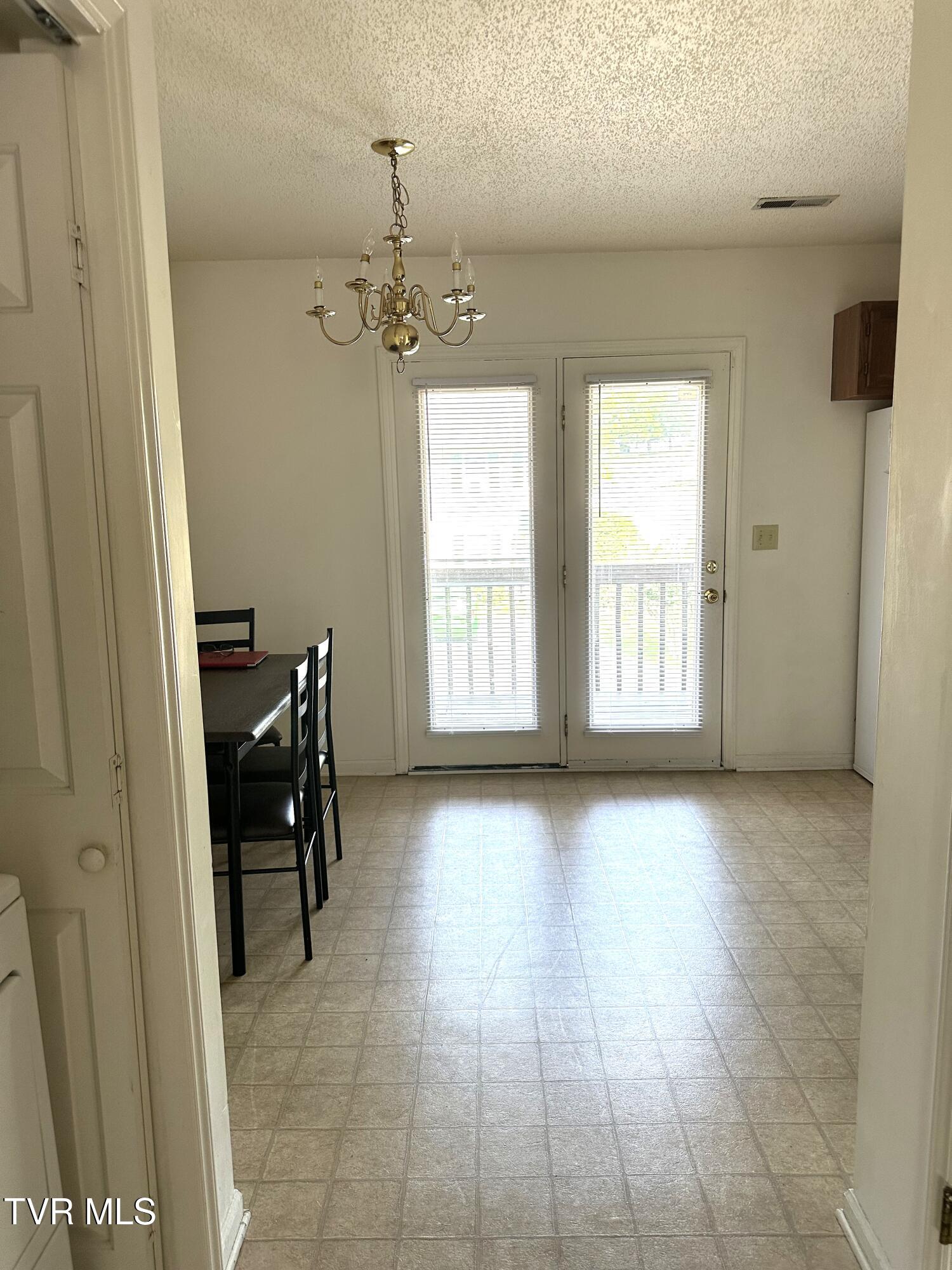609 Spring Hill Road, Unit 7 Johnson City, TN 37604 - Photo 5 of 25 5
