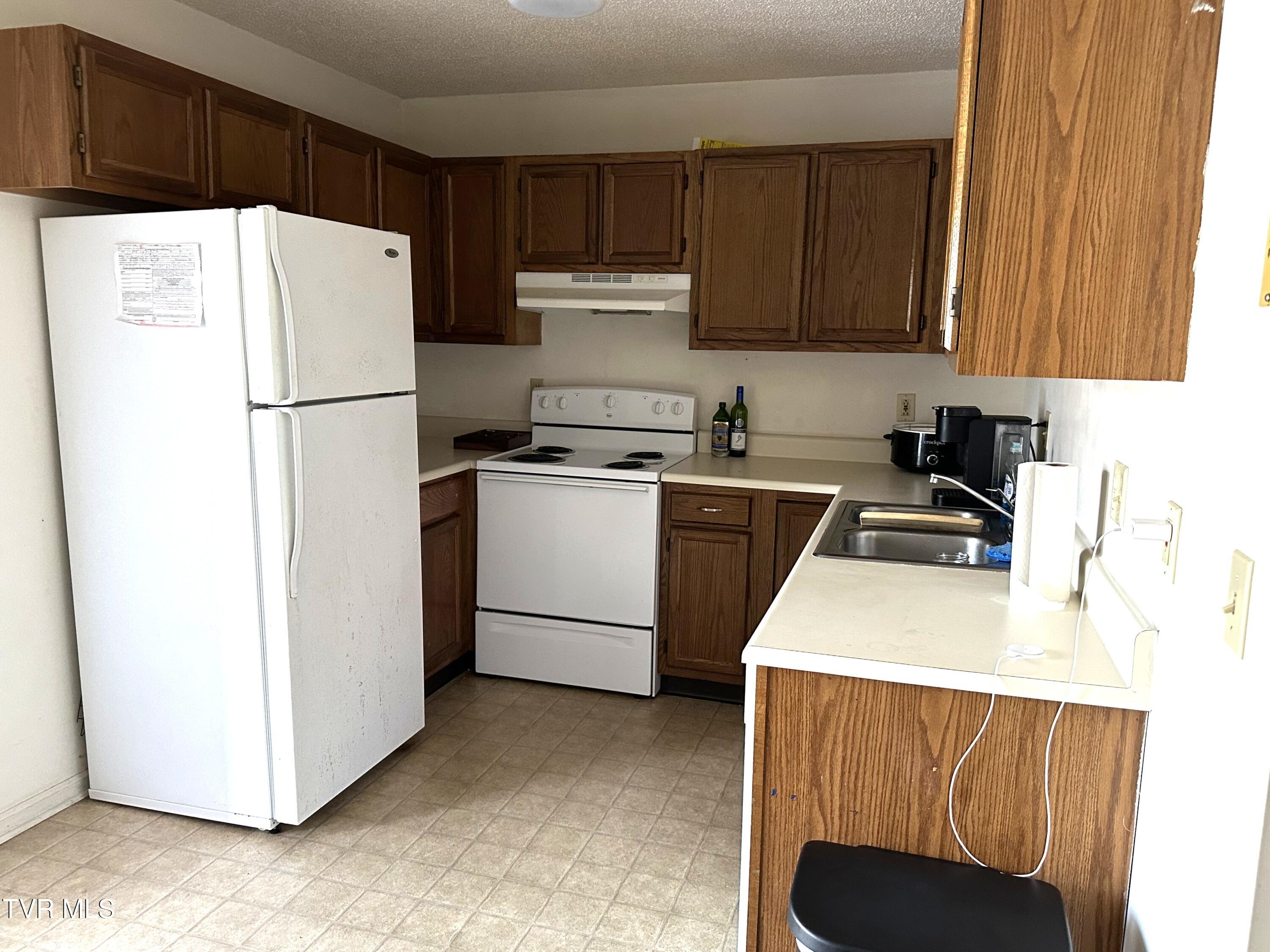 609 Spring Hill Road, Unit 7 Johnson City, TN 37604 - Photo 6 of 25 6