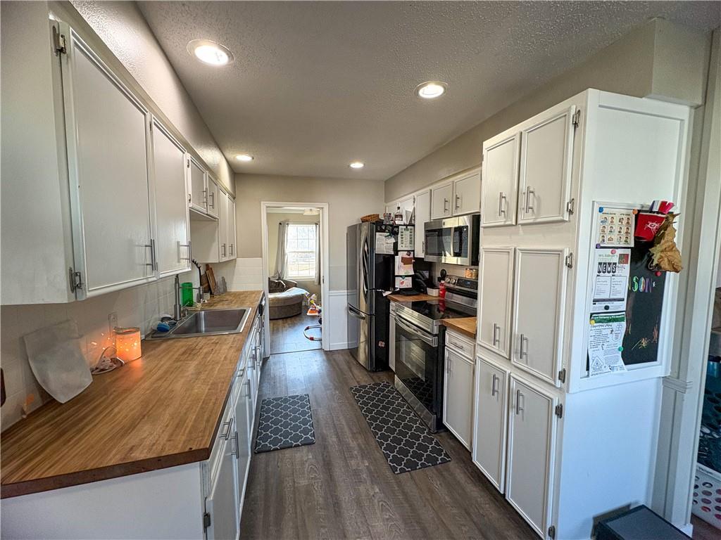 818 Sycamore Street Lacygne, KS 66040 - Photo 13 of 33