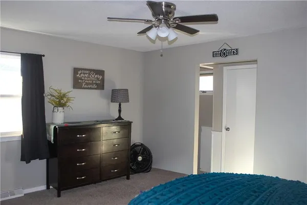 $242,900 | 818 Sycamore Street, Lacygne, KS 66040