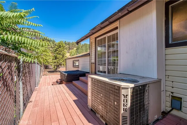 $340,000 | 3216 Lakeshore Boulevard, Nice, CA 95485