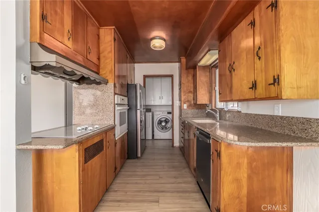 $340,000 | 3216 Lakeshore Boulevard, Nice, CA 95485