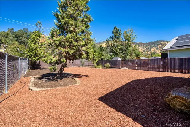 $340,000 | 3216 Lakeshore Boulevard, Nice, CA 95485