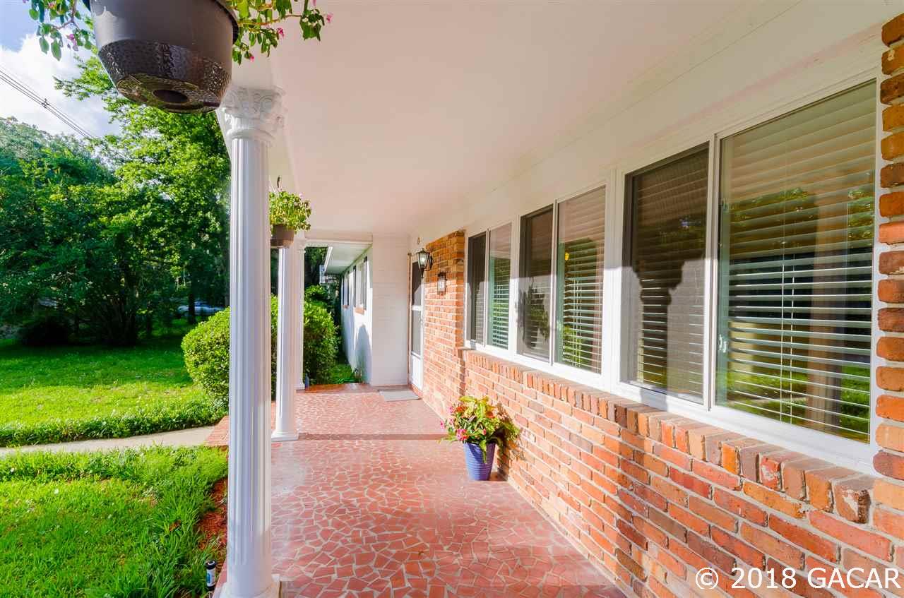 327 Southwest 40th Street Gainesville, FL 32607 - Photo 2 of 22 Gallery Image 2