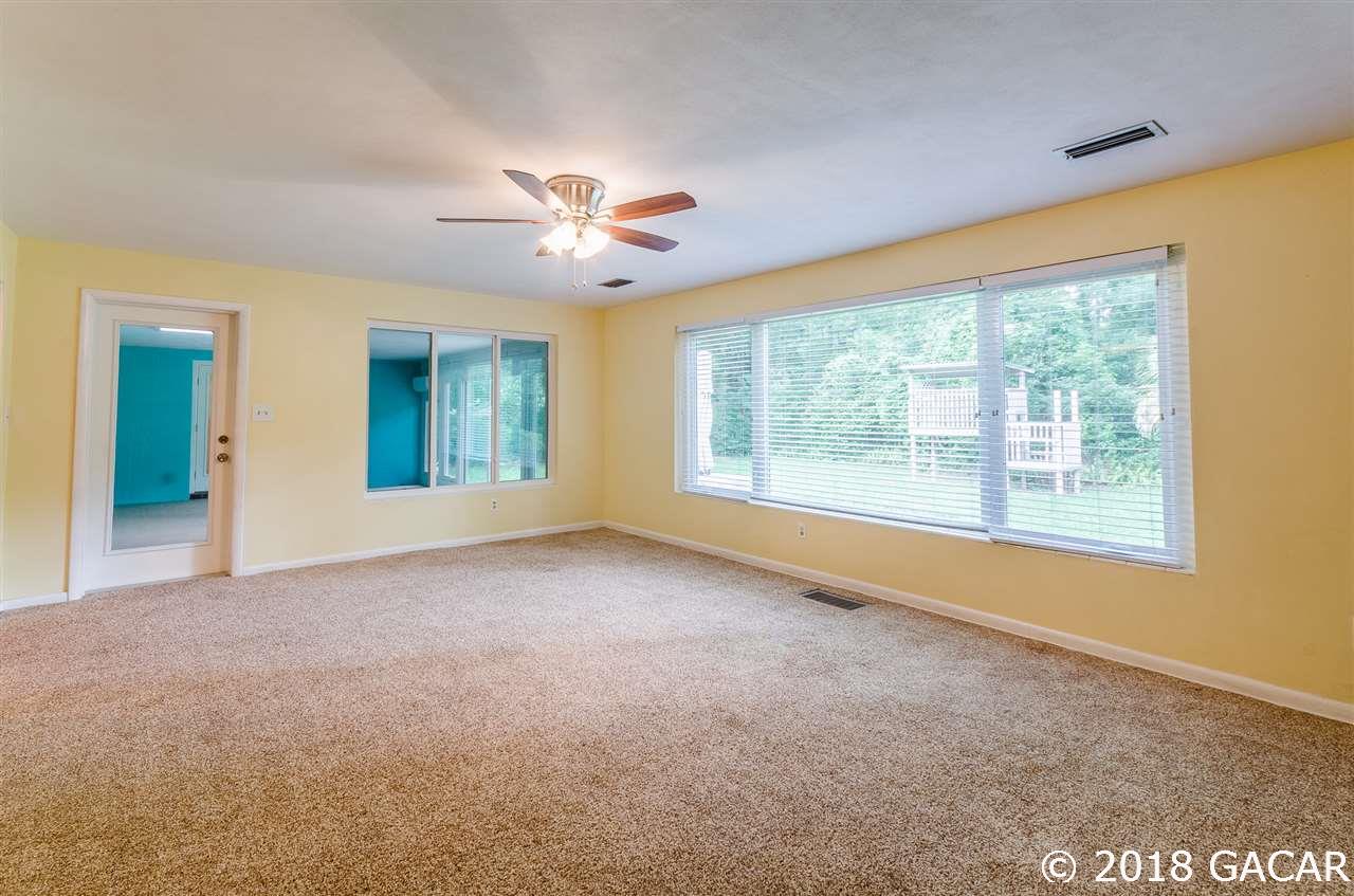 327 Southwest 40th Street Gainesville, FL 32607 - Photo 11 of 22 Gallery Image 11
