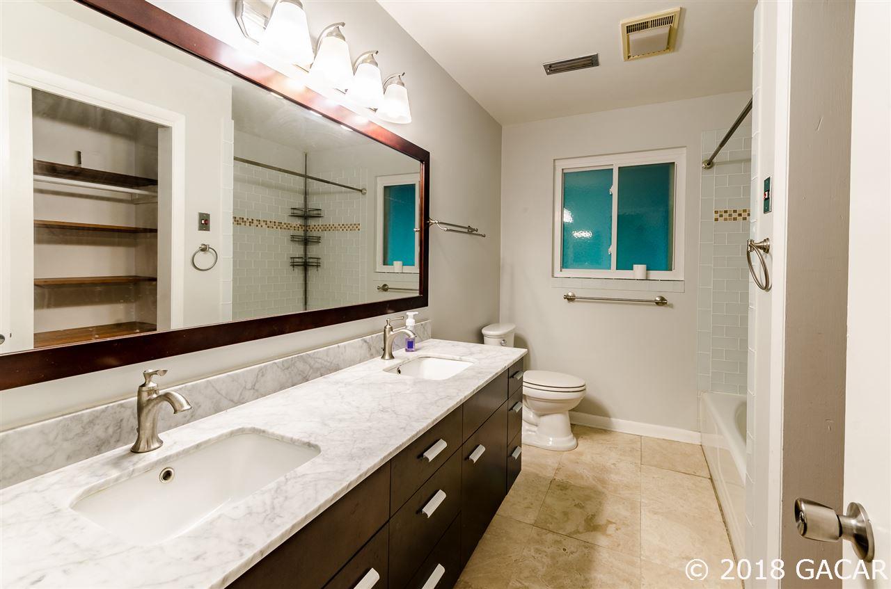 327 Southwest 40th Street Gainesville, FL 32607 - Photo 18 of 22 Gallery Image 18