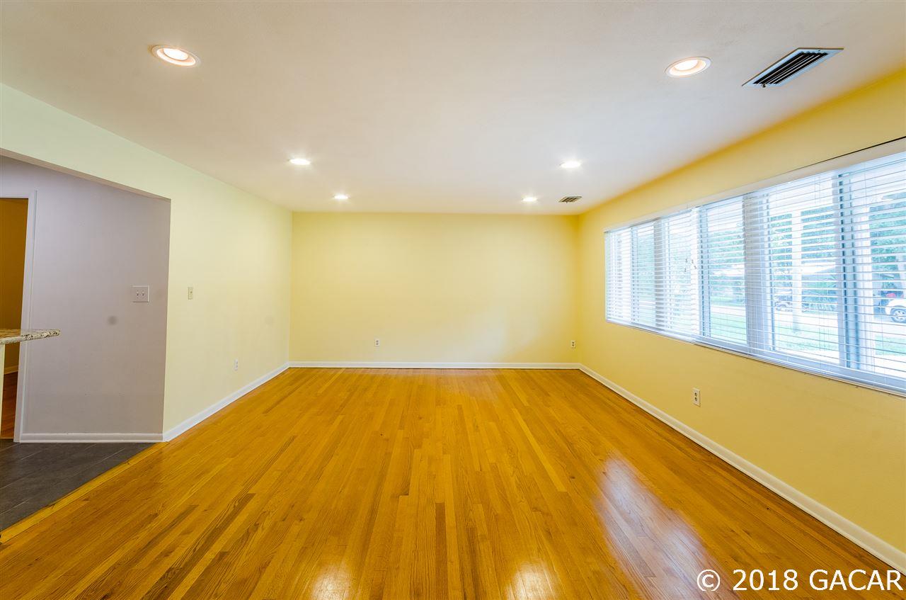 327 Southwest 40th Street Gainesville, FL 32607 - Photo 4 of 22 Gallery Image 4