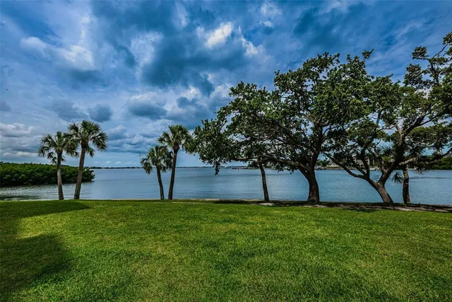 $3,400 | 8 Belleview Boulevard, Unit 601, Belleair, FL 33756