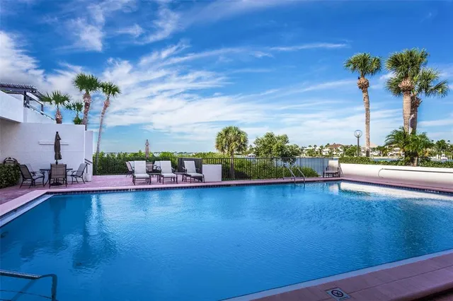 $3,600 | 8 Belleview Boulevard, Unit 601, Belleair, FL 33756