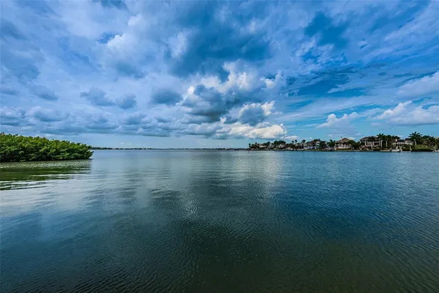 $3,400 | 8 Belleview Boulevard, Unit 601, Belleair, FL 33756