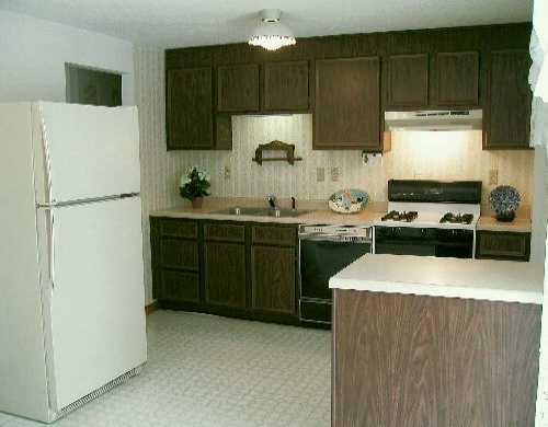 160 Pintail Road Gibsonia, PA 15044 - Photo 3 of 5 Kitchen.