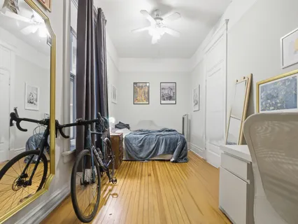 $2,349,000 | 863 West Newport Avenue, Chicago, IL 60657