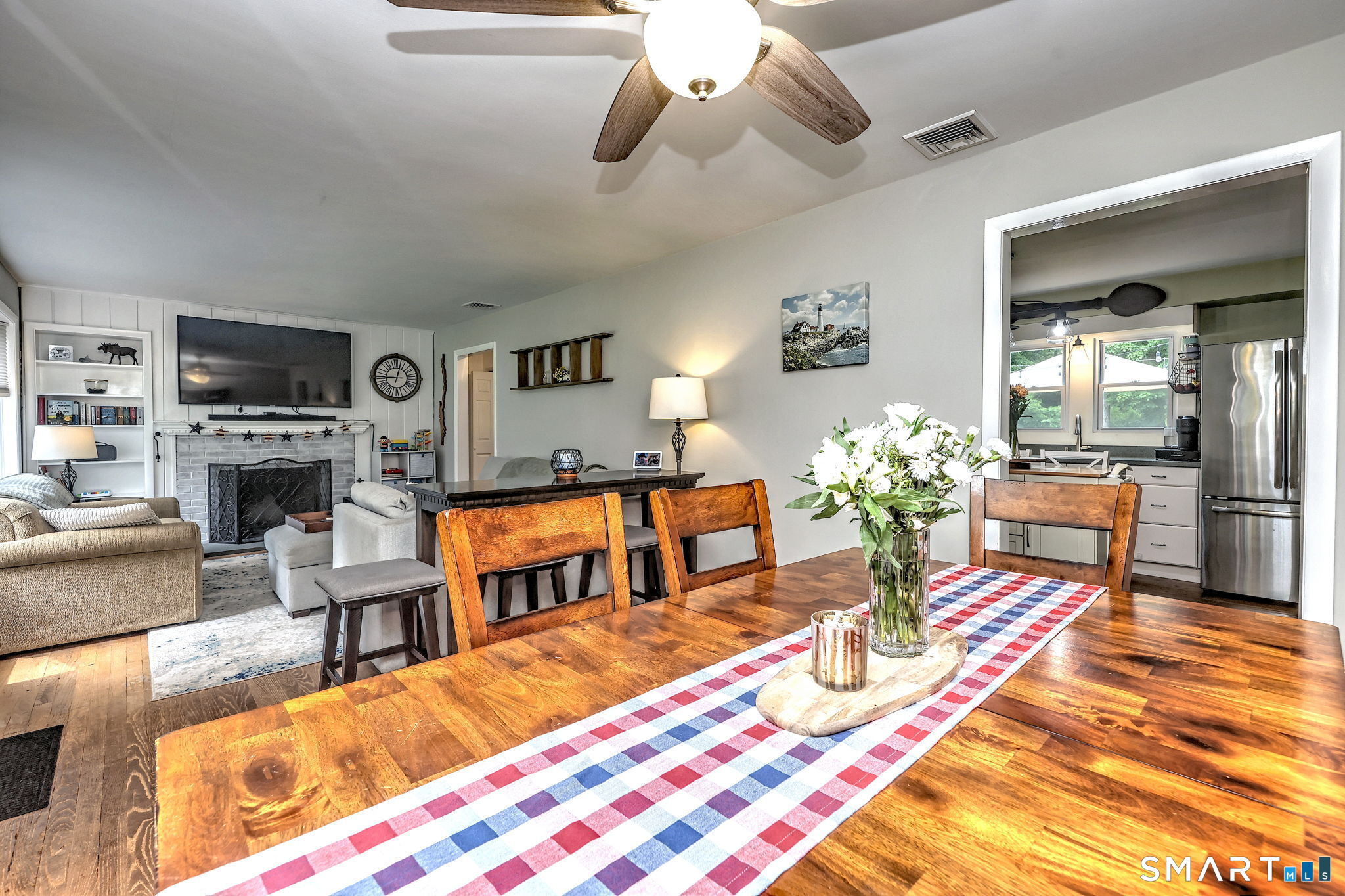 78 Blackhouse Road Trumbull, CT 06611 - Photo 16 of 37