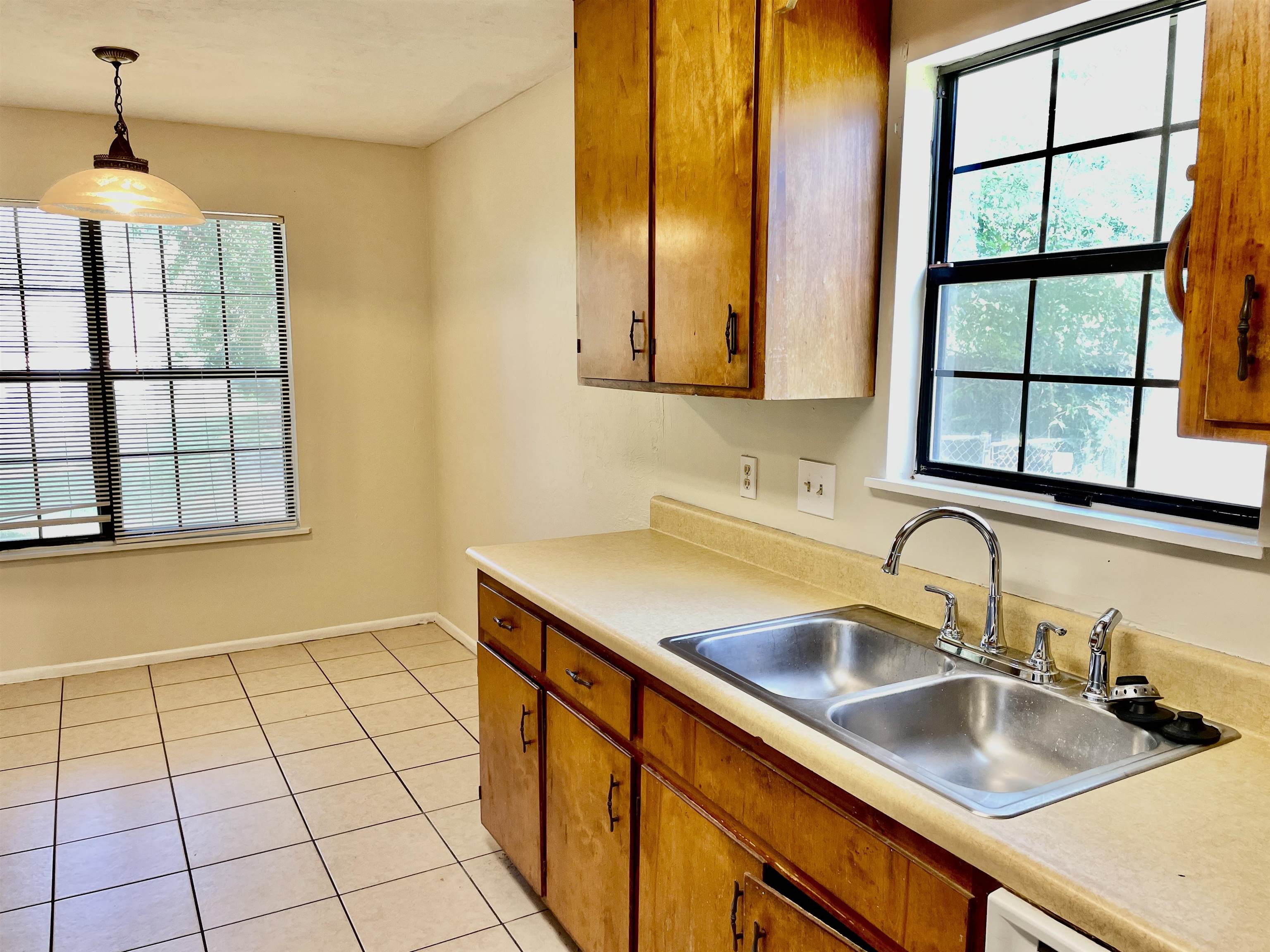 3214 Riddle Drive Tallahassee, FL 32309 - Photo 5 of 28 Gallery Image 5