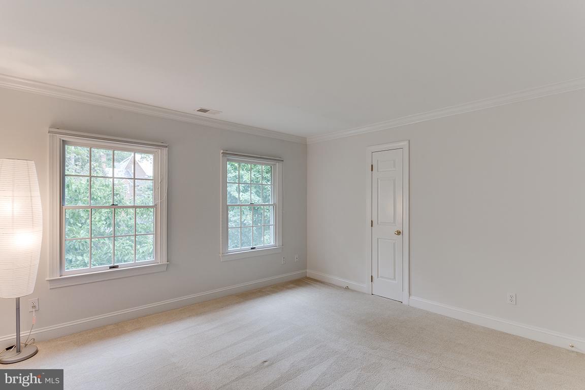 8002 Overhill Road Bethesda, MD 20814 - Photo 22 of 30 Bedroom