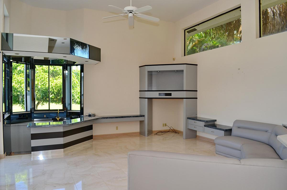 7132 Queenferry Circle Boca Raton, FL 33496 - Photo 10 of 20 familyroom_1200