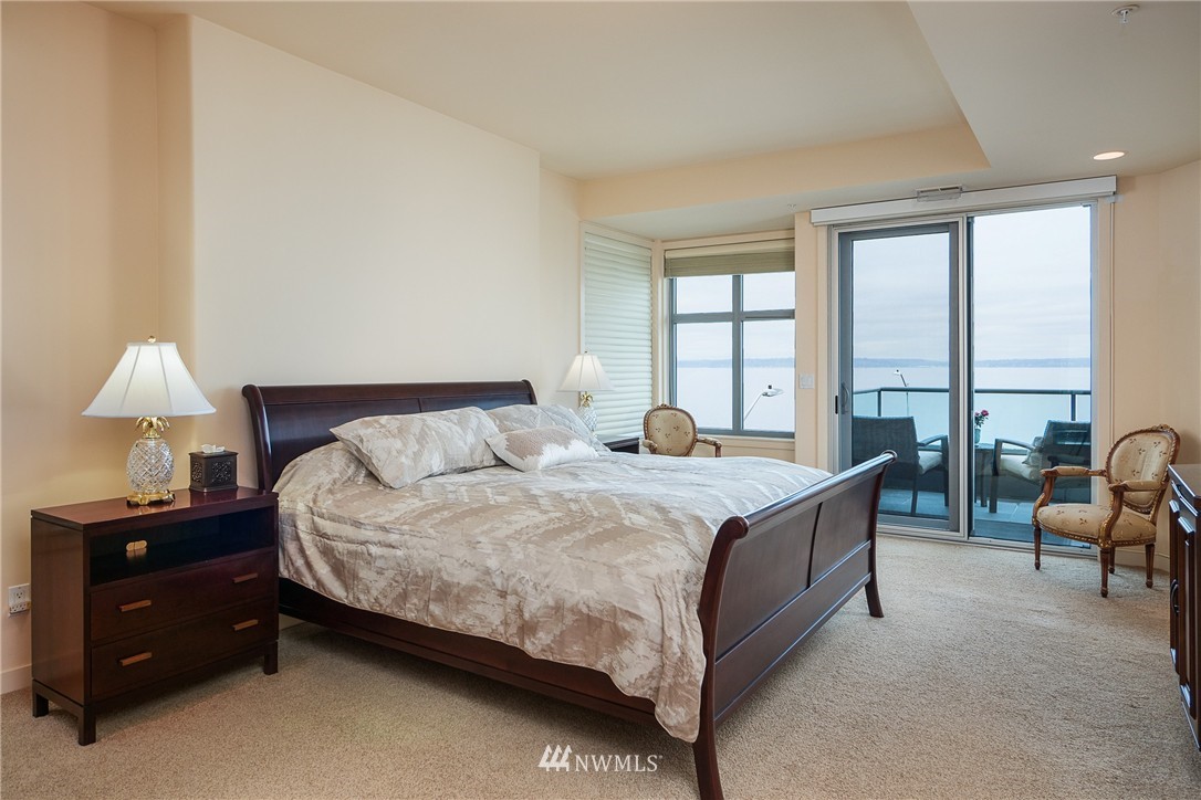 1374 Alki Avenue Southwest, Unit 400 Seattle, WA 98116 - Photo 13 of 24