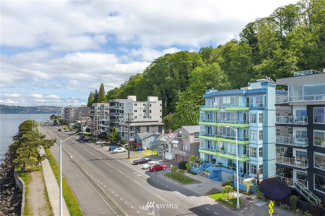 1374 Alki Avenue Southwest, Unit 400 Seattle, WA 98116 - Photo 21 of 24
