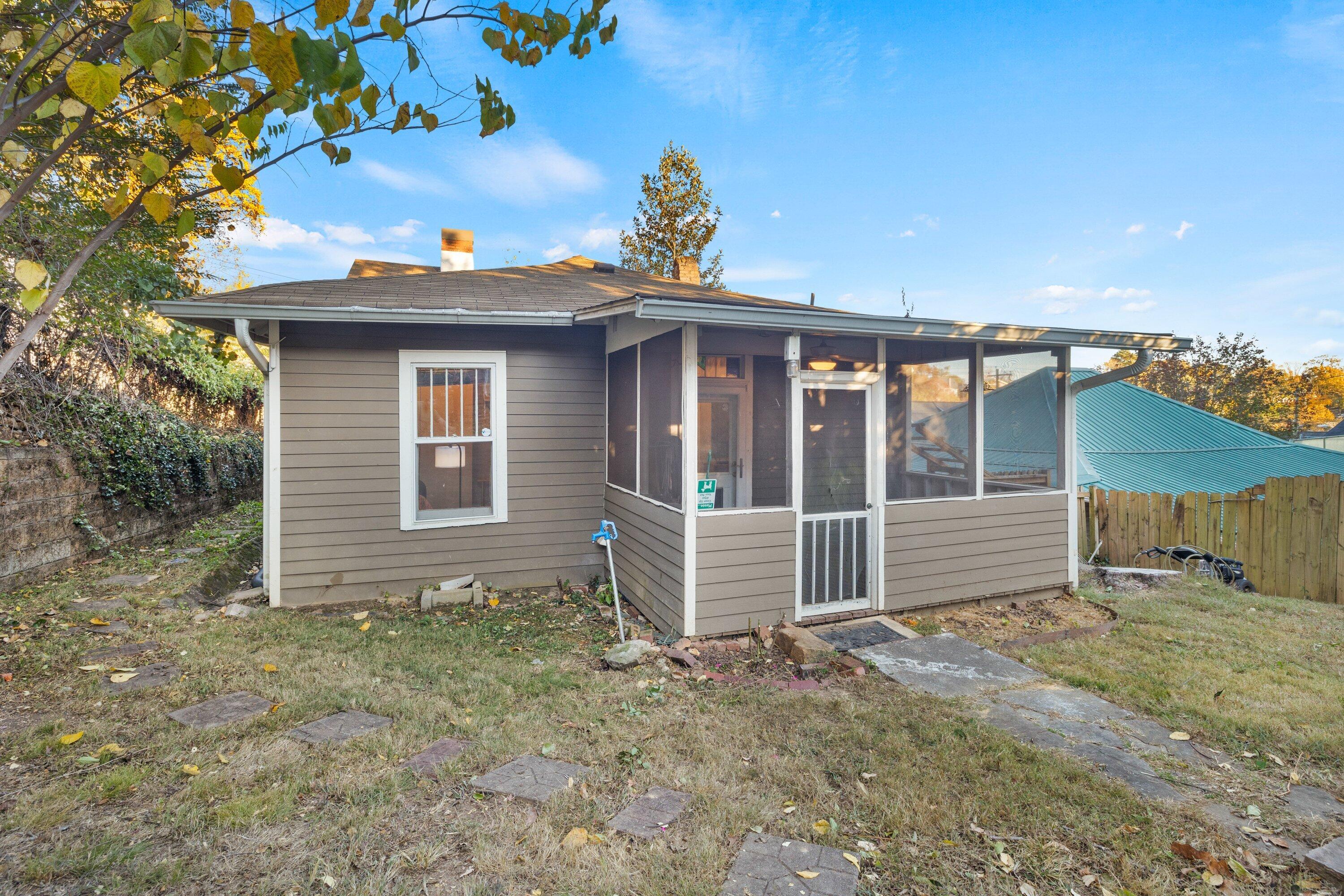 607 Lytle Street Chattanooga, TN 37405 - Photo 21 of 24 607 Lytle St-23