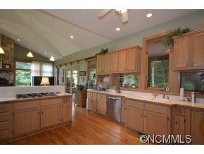 201 Old Country Road Waynesville, NC 28786 - Photo 8 of 20 Gallery Image 8