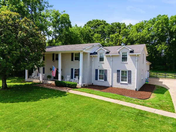 $2,600,000 | 5212 Williamsburg Road, Brentwood, TN 37027
