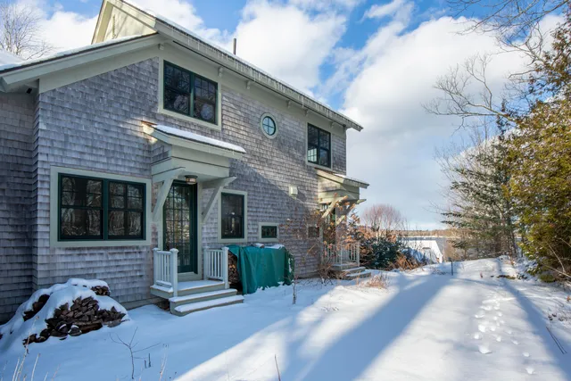 $3,295,000 | 1 Metcalf Road, Camden, ME 04843