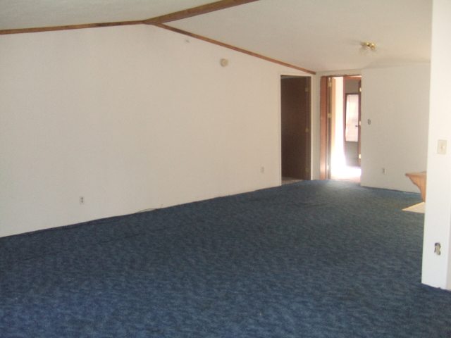 39010 North Hatch Road Deer Park, WA 99006 - Photo 3 of 9 Gallery Image 3