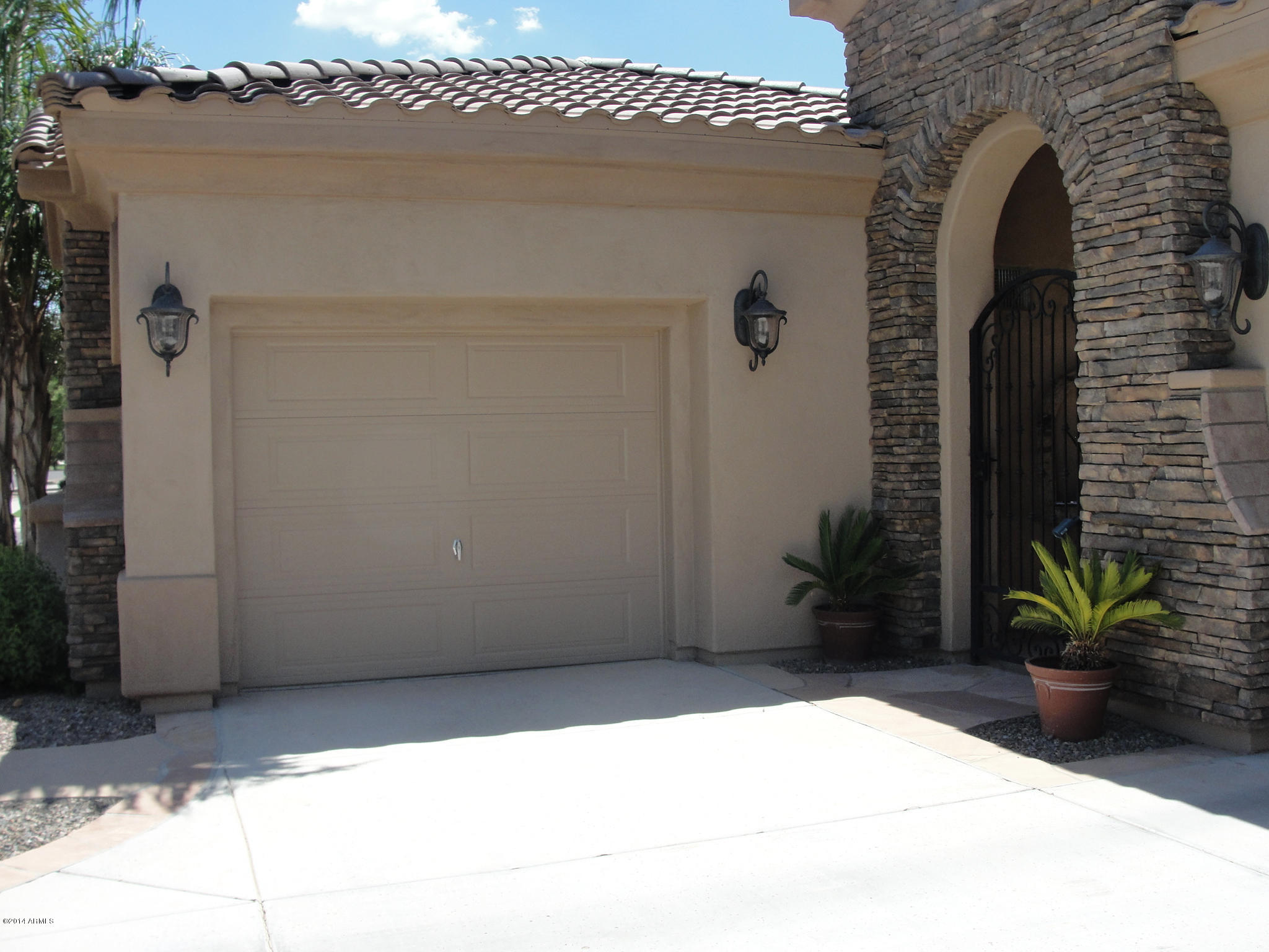 4588 South Ranger Trail Gilbert, AZ 85297 - Photo 5 of 71 DSC04217