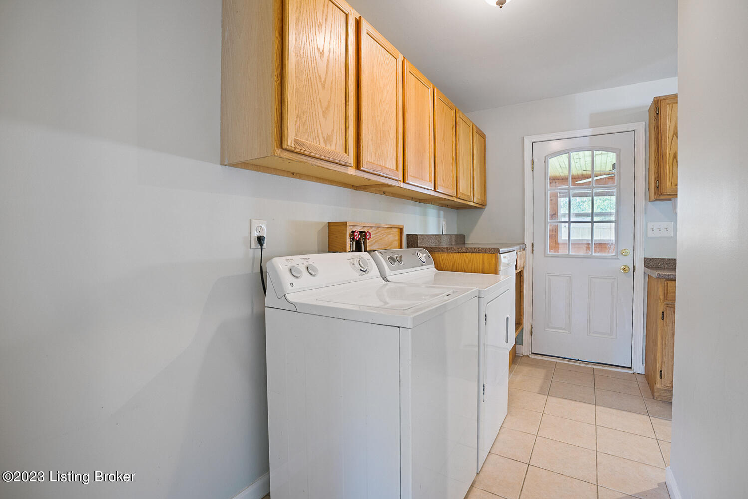 2939 Rio Rita Avenue Louisville, KY 40220 - Photo 27 of 38 027-2939-27