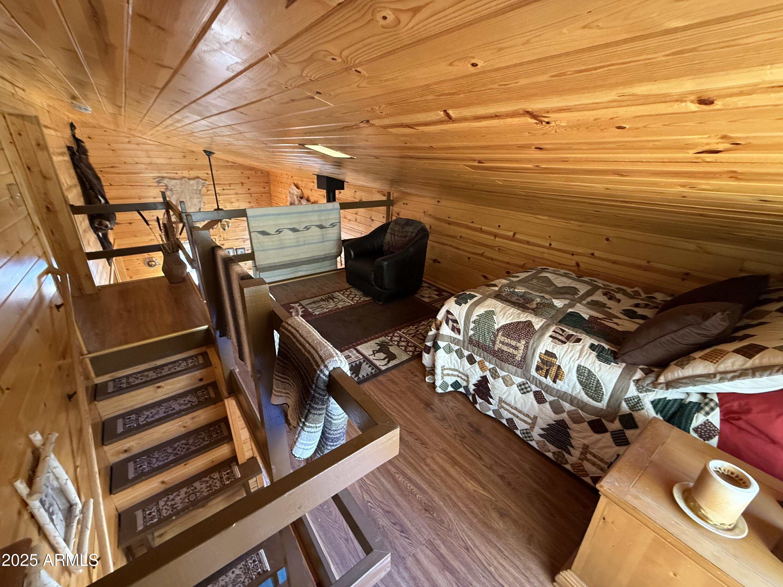 22761 South Eagle Mine Road Crown King, AZ 86343 - Photo 13 of 34 Loft