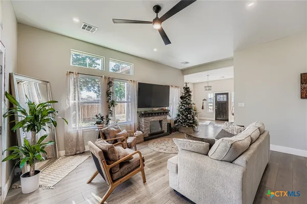 $399,000 | 149 Arosa Drive, Elgin, TX 78621