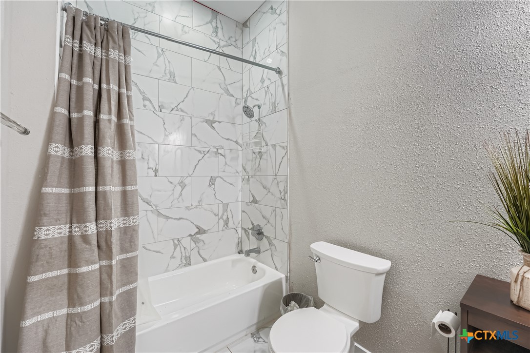 149 Arosa Drive Elgin, TX 78621 - Photo 34 of 40