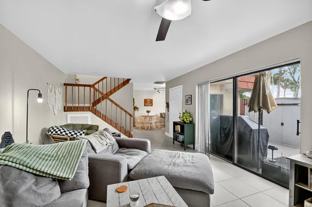 $339,900 | 1540 Masters Circle, Unit 180, Delray Beach, FL 33445