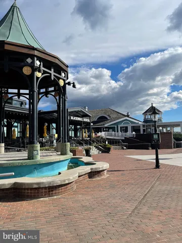 $675,000 | 2151 Jamieson Avenue, Unit 601, Alexandria, VA 22314