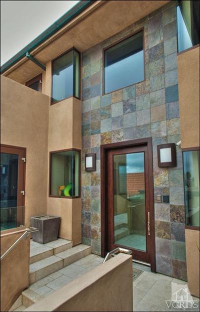 905 Mandalay Beach Road Oxnard, CA 93035 - Photo 8 of 30 a view of an entryway of house